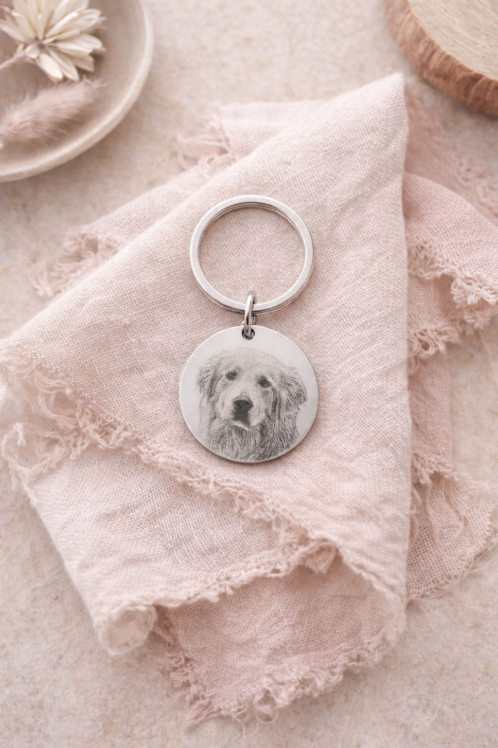 Custom Pet Portrait Keychain- Stainless Steel/18K Gold Plated 25mm